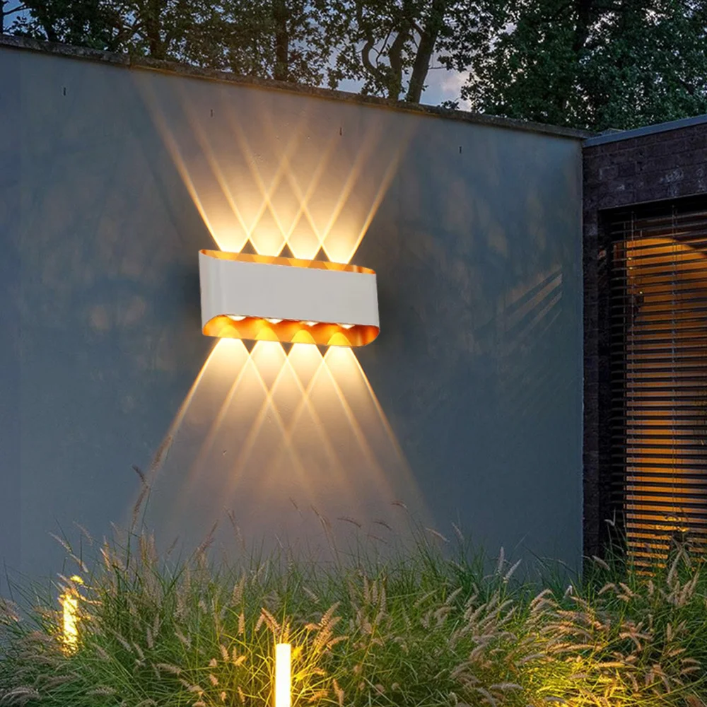 Modern and Minimalist Outdoor  - Outdoor Lighting Lux ulasan dan harga