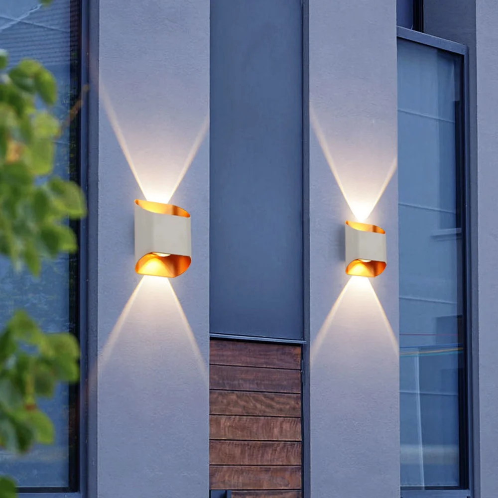 Modern and Minimalist Outdoor  - Outdoor Lighting Lux ulasan dan harga